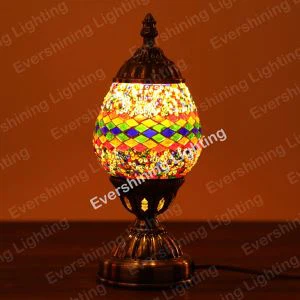 Lampu Meja mozek kecil